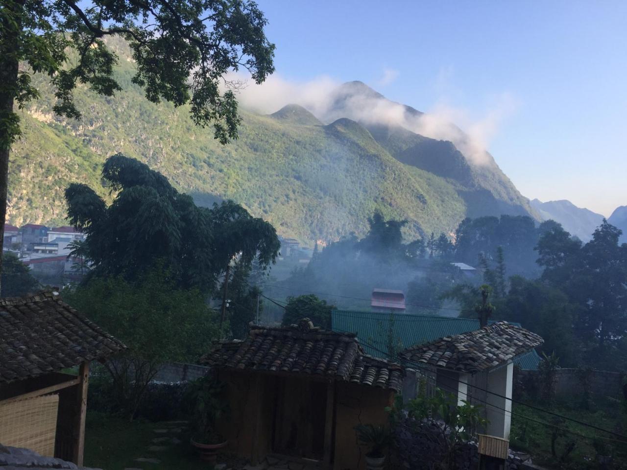 Ong Vang Meo Vac Hotel Kültér fotó